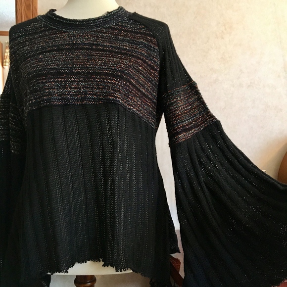 Altar'd State Sweaters - ALTAR'D STATE Bell Sleeve Sweater Size Medium